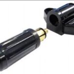 Single pole plug and socket